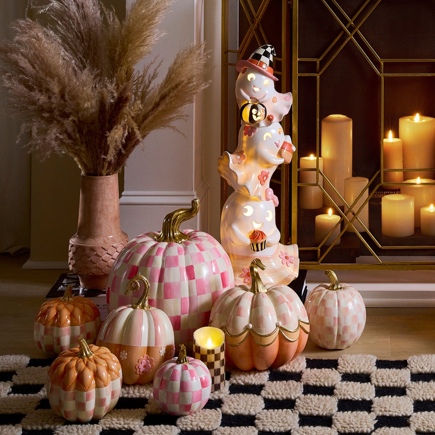 Hocus Pocus Illuminated Stacked Ghosts Figure